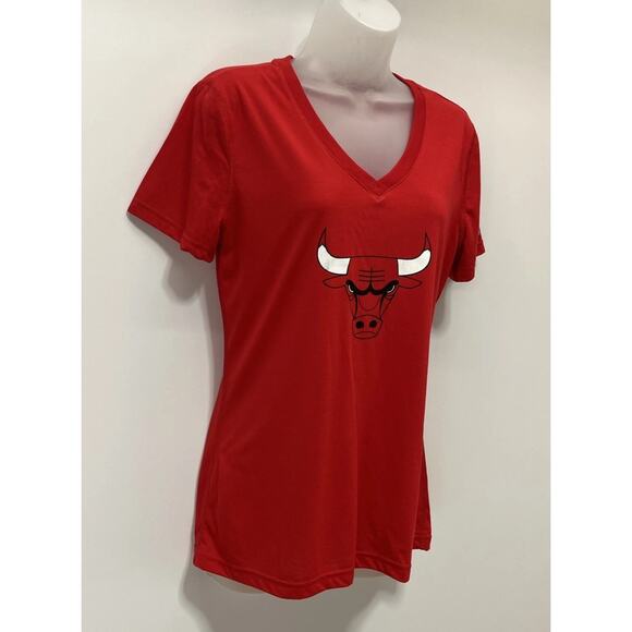 Adidas Ultimate Tee Womens NBA Chicago Bulls Basketball V-Neck Shirt M - Picture 1 of 7